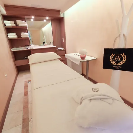 L'abbaye Hotel Calvi (Corsica)