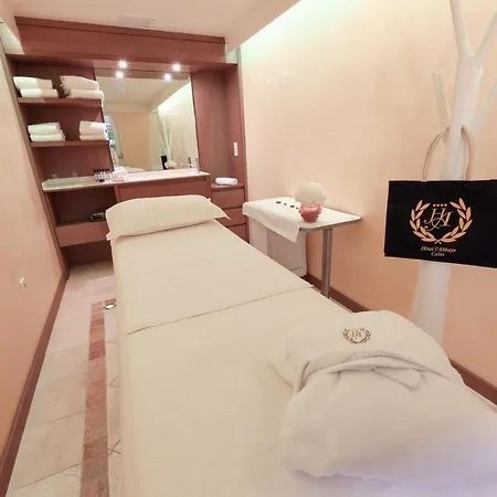 L'abbaye 5* Καλβί