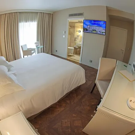 L'abbaye Hotel 5*