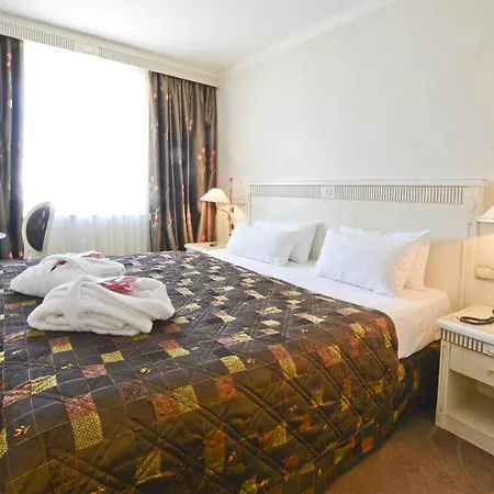 Отель L'abbaye Кальви