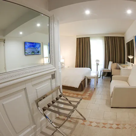L'abbaye Hotel Calvi (Corsica)