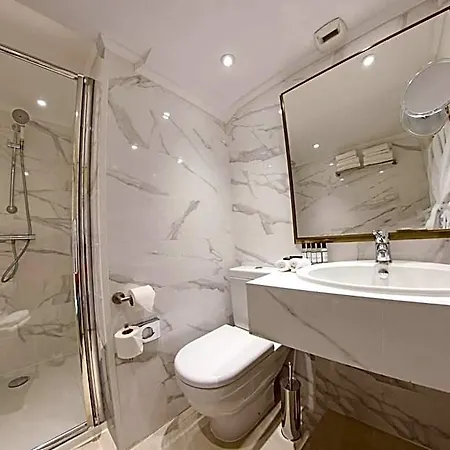 L'abbaye Hotel 5*