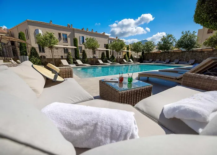 L'abbaye Calvi (Corsica)